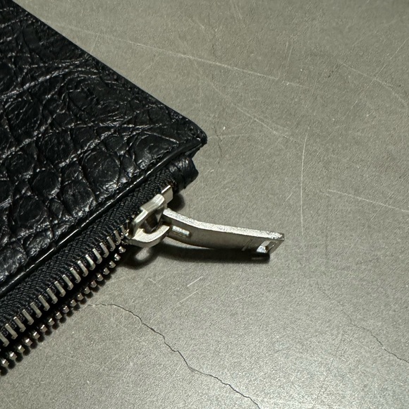 YSL crocodile document holder sized zip clutch - Picture 6 of 6